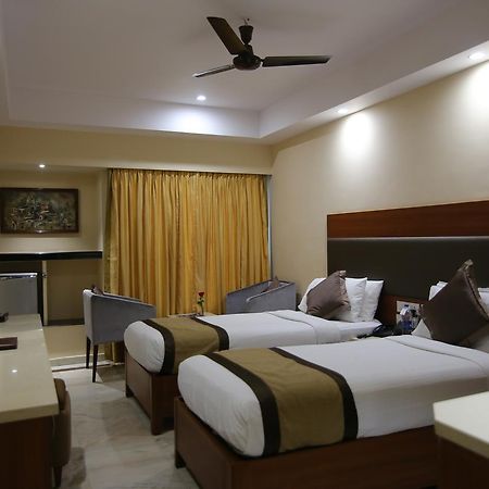 Hotel Daspalla Visakhapatnam Eksteriør bilde