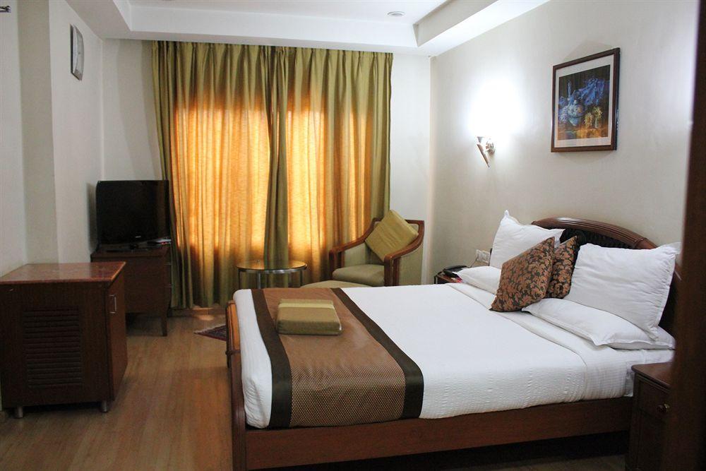 Hotel Daspalla Visakhapatnam Eksteriør bilde