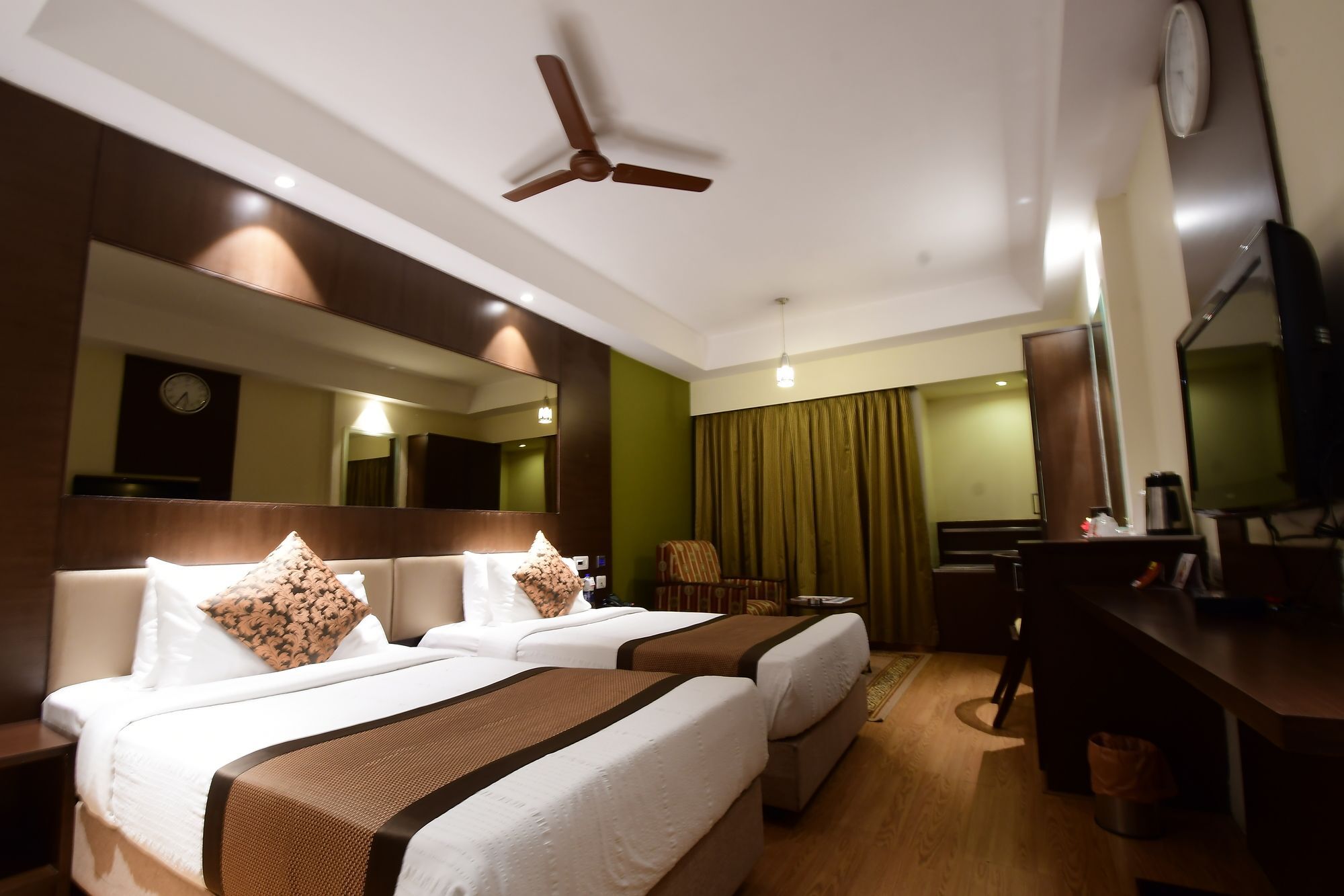 Hotel Daspalla Visakhapatnam Eksteriør bilde